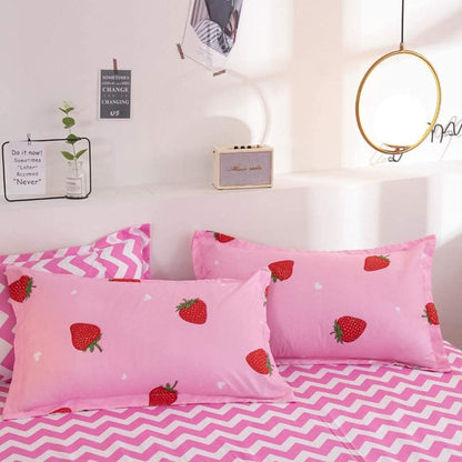 Strawberry Bedding Set - Cute Pink Girls Duvet Cover Super King | 3-Piece Microfiber Kids Bedding UK