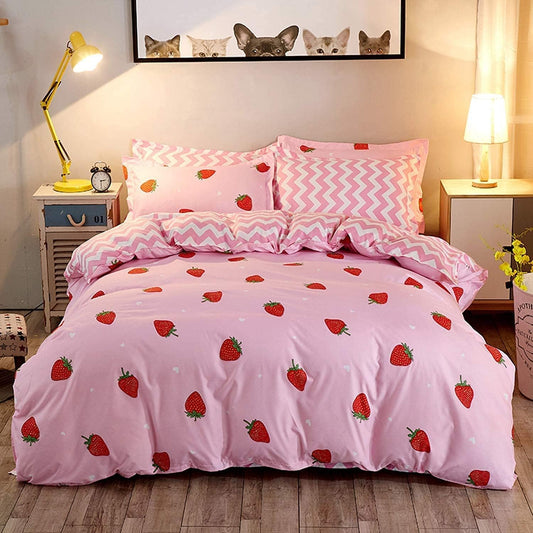 Strawberry Bedding Set - Cute Pink Girls Duvet Cover Super King | 3-Piece Microfiber Kids Bedding UK
