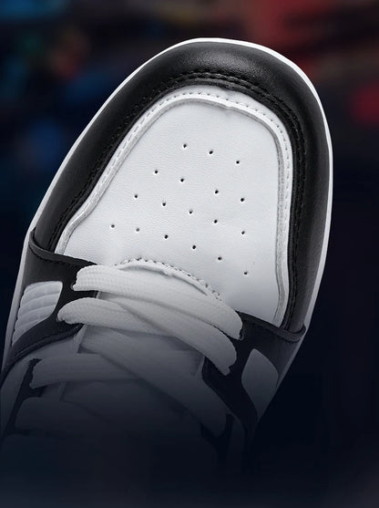 Four wheel roller shoes Boys girls walking shoes Casual outdoor sports slide and shrink school students pulleys shoes
